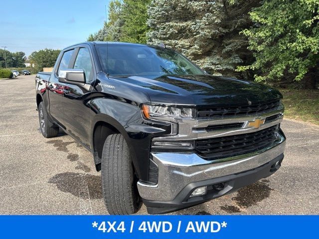 Used 2020 Chevrolet Silverado 1500 LT w/ All-Star Edition AWD/4WD image 2