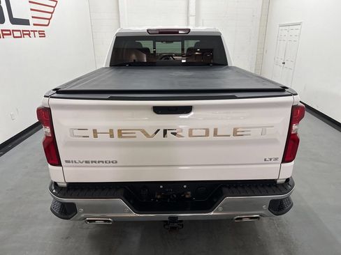 Used 2021 Chevrolet Silverado 1500 LTZ AWD/4WD image 14