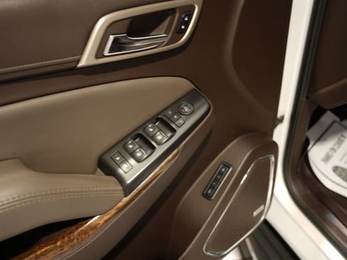 Used 2016 GMC Yukon Denali w/ Open Road Package image 9