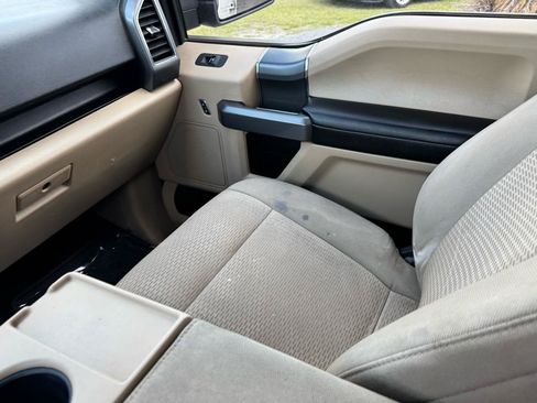 Used 2020 Ford F150 XLT w/ Equipment Group 302A Luxury AWD/4WD image 17