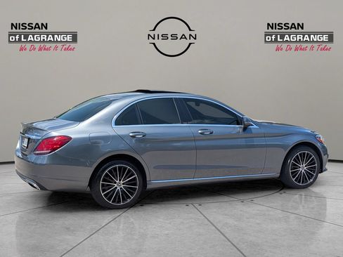 Used 2019 Mercedes-Benz C 300 4MATIC Sedan w/ Premium Package image 4