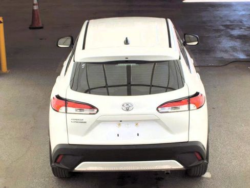 Used 2024 Toyota Corolla Cross L FWD image 4