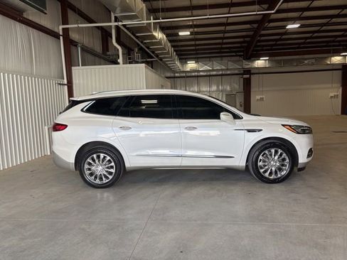 Used 2020 Buick Enclave Premium w/ Sun and Sites Package image 1
