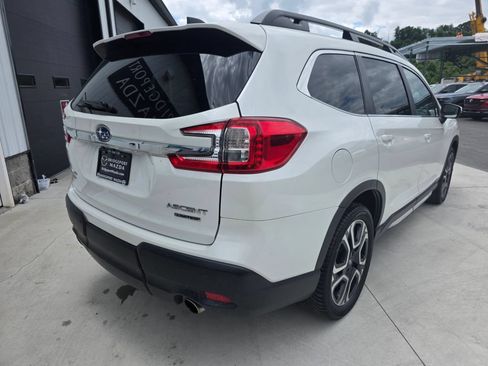Used 2023 Subaru Ascent Limited AWD/4WD image 6