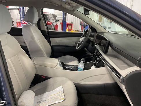 Used 2025 Hyundai Tucson SEL image 13