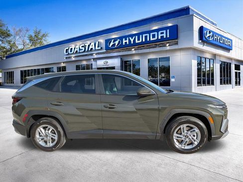 New 2026 Hyundai Tucson SE image 3