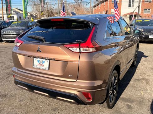 Used 2024 Mitsubishi Eclipse Cross SEL image 9