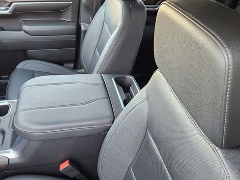 Used 2023 GMC Sierra 1500 SLT image 22