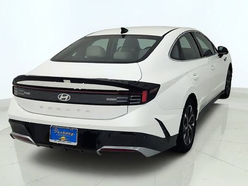 Used 2025 Hyundai Sonata SEL FWD image 6