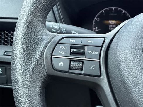 Used 2025 Honda CR-V EX image 34