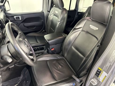 Used 2022 Jeep Wrangler Unlimited Sport S image 19