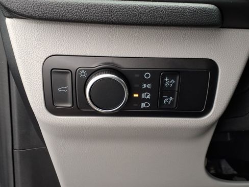 Used 2024 Ford Escape Active w/ Tech Pack #1 AWD/4WD image 18