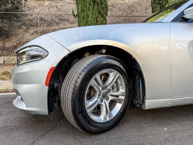 Used 2022 Dodge Charger SXT w/ Leather Interior Group RWD image 23
