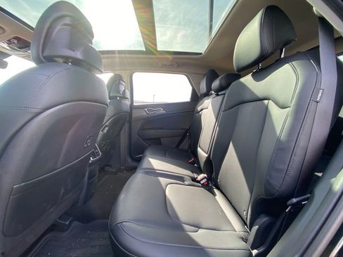 New 2026 Kia Sportage EX w/ EX Panorama Roof Package FWD image 25