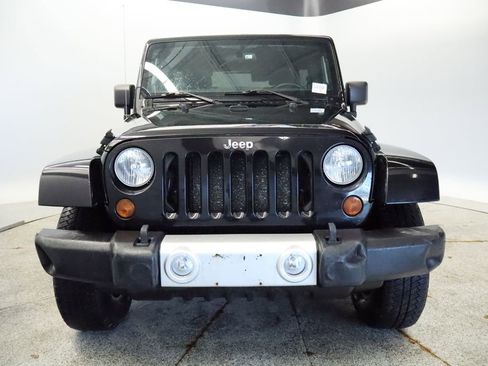 Used 2011 Jeep Wrangler Unlimited Sahara w/ Dual Top Group image 8