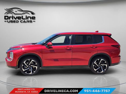Used 2024 Mitsubishi Outlander SE image 11