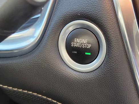 Used 2023 Chevrolet Traverse Premier w/ Redline Edition AWD/4WD image 13