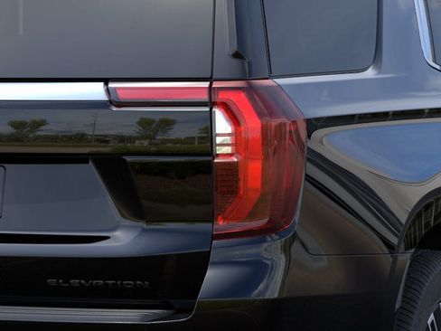 New 2026 GMC Yukon Elevation w/ LPO, Illumination Package AWD/4WD image 35