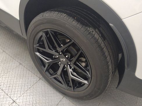Used 2020 Chevrolet Blazer LT FWD image 31