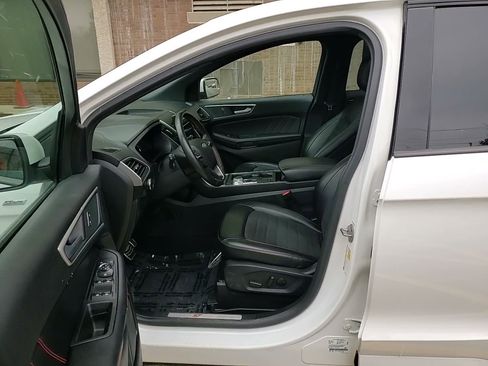 Used 2024 Ford Edge ST-Line image 18