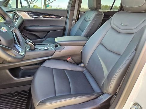 New 2025 Cadillac XT6 Premium Luxury w/ Technology Package image 27