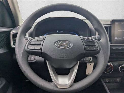 New 2026 Hyundai Venue SE image 11