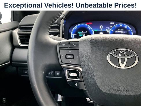 Used 2025 Toyota Camry XSE FWD image 22