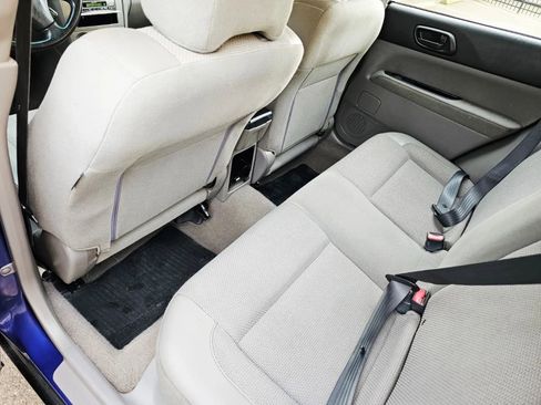 Used 2004 Subaru Forester 2.5X image 10