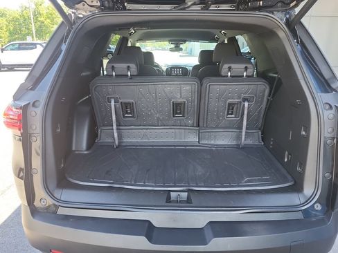 Certified 2023 Chevrolet Traverse LT w/ LPO, Floor Liner Package AWD/4WD image 20