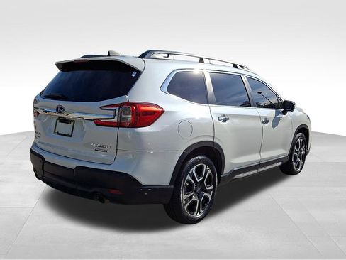 Used 2023 Subaru Ascent Touring AWD/4WD image 6