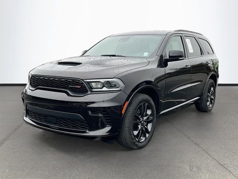 Certified 2024 Dodge Durango GT image 3