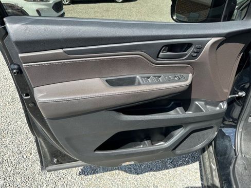 Used 2018 Honda Odyssey EX-L image 17