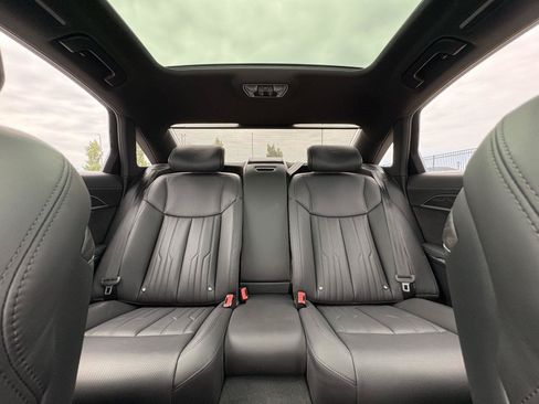 Certified 2023 Audi A8 L 3.0T AWD/4WD image 18