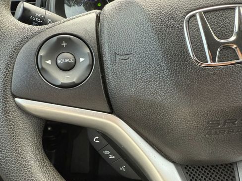 Used 2018 Honda Fit LX image 19