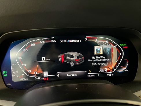 Used 2022 BMW X5 M50i w/ Executive Package image 12