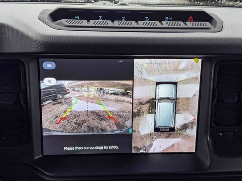 New 2025 Ford Bronco Badlands image 24