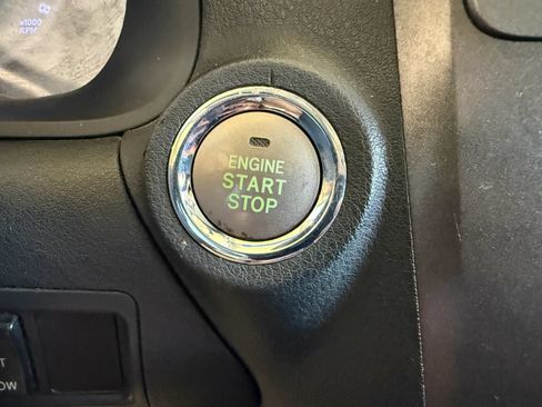 Used 2012 Lexus IS 250 w/ Premium Pkg Value Edition RWD image 16