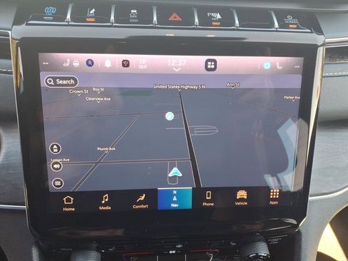 Used 2024 Jeep Grand Cherokee Limited 4xe image 23