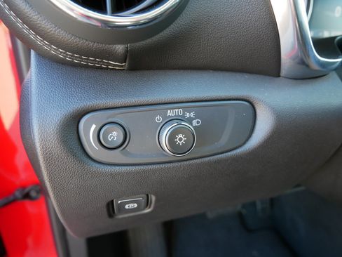 Used 2023 Chevrolet Blazer LT image 22