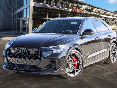 New 2025 Audi RS Q8 performance