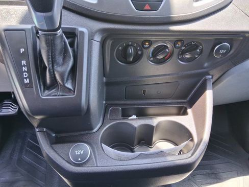 Used 2017 Ford Transit 250 130 Low Roof RWD image 14