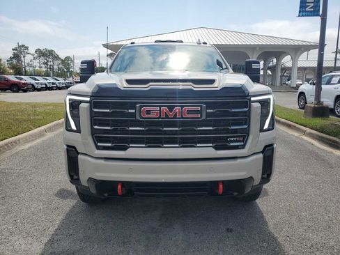 New 2026 GMC Sierra 3500 AT4 w/ AT4 Premium Plus Package AWD/4WD image 9