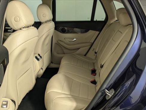 Used 2017 Mercedes-Benz GLC 300 4MATIC image 16