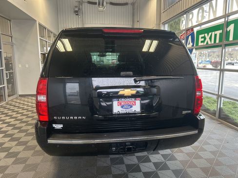 Used 2012 Chevrolet Suburban LTZ image 5