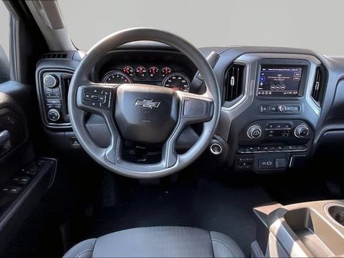 Used 2023 Chevrolet Silverado 1500 Custom Trail Boss w/ LPO, Dark Essentials Package AWD/4WD image 8