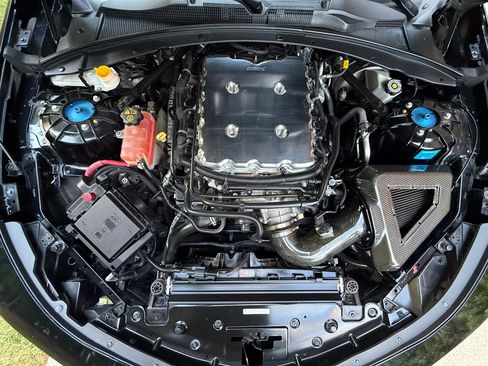 Used 2018 Chevrolet Camaro ZL1 RWD image 68