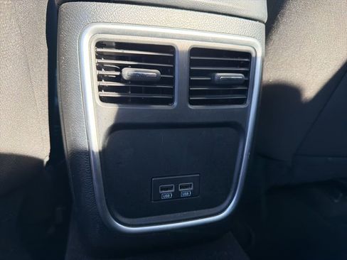 Used 2023 Dodge Charger SXT image 22