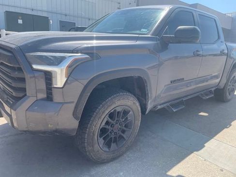 Used 2024 Toyota Tundra SR5 w/ SR5 Premium Package AWD/4WD image 11