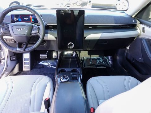 Used 2022 Ford Mustang Mach-E Premium image 24