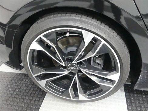 Used 2025 Audi A5 2.0T Premium Plus image 14